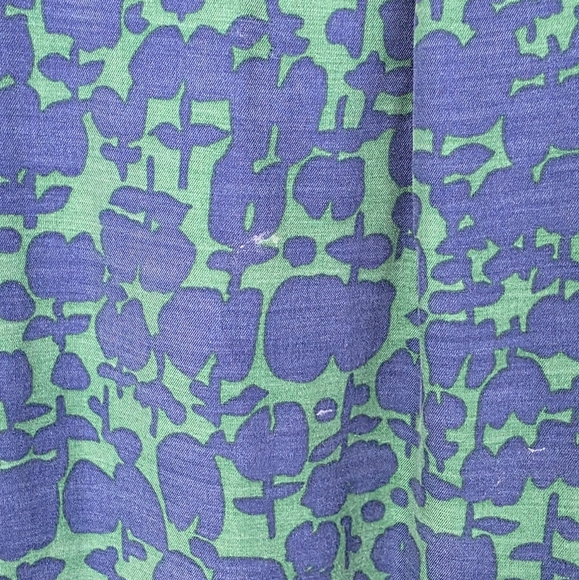 Boden silk blend patternerd 3/4 Sleeve blouse, Blue and Green, Size 8R - Picture 5 of 6